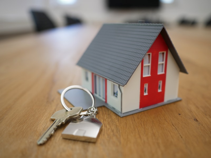 Property keys - investment protection